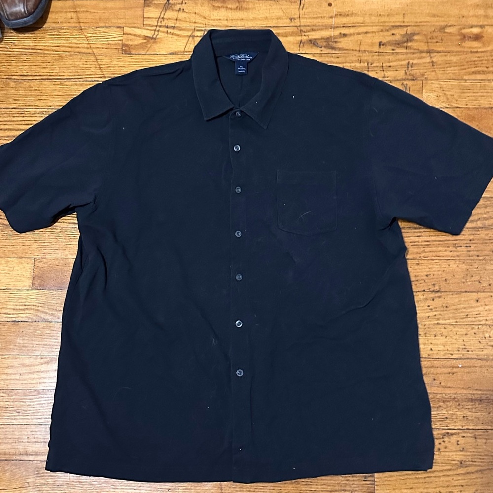 Brooks Brothers Black Button down short sleeve casual shirt